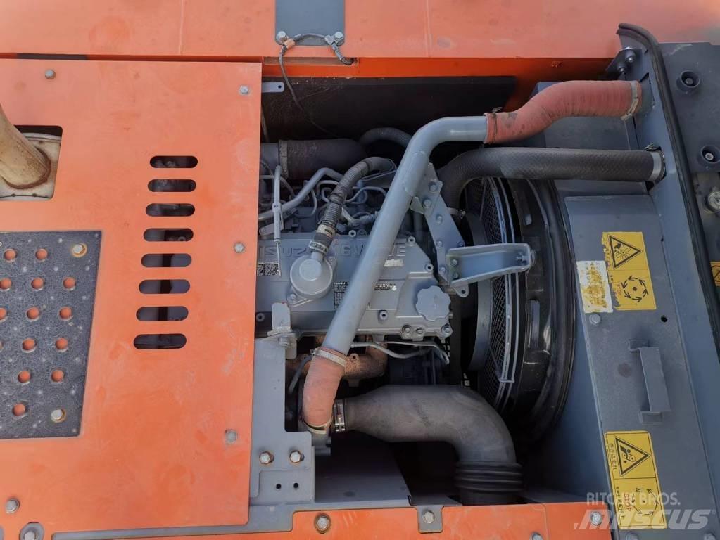 Hitachi ZX 240 Bageri gusjeničari