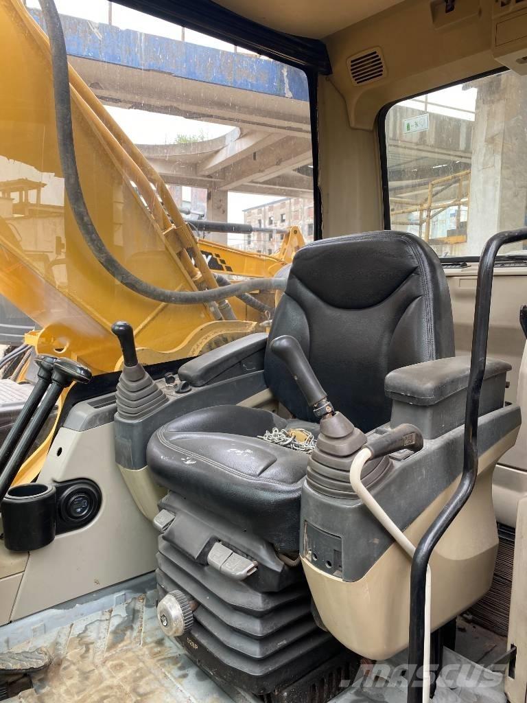 CAT 330 D Bageri gusjeničari