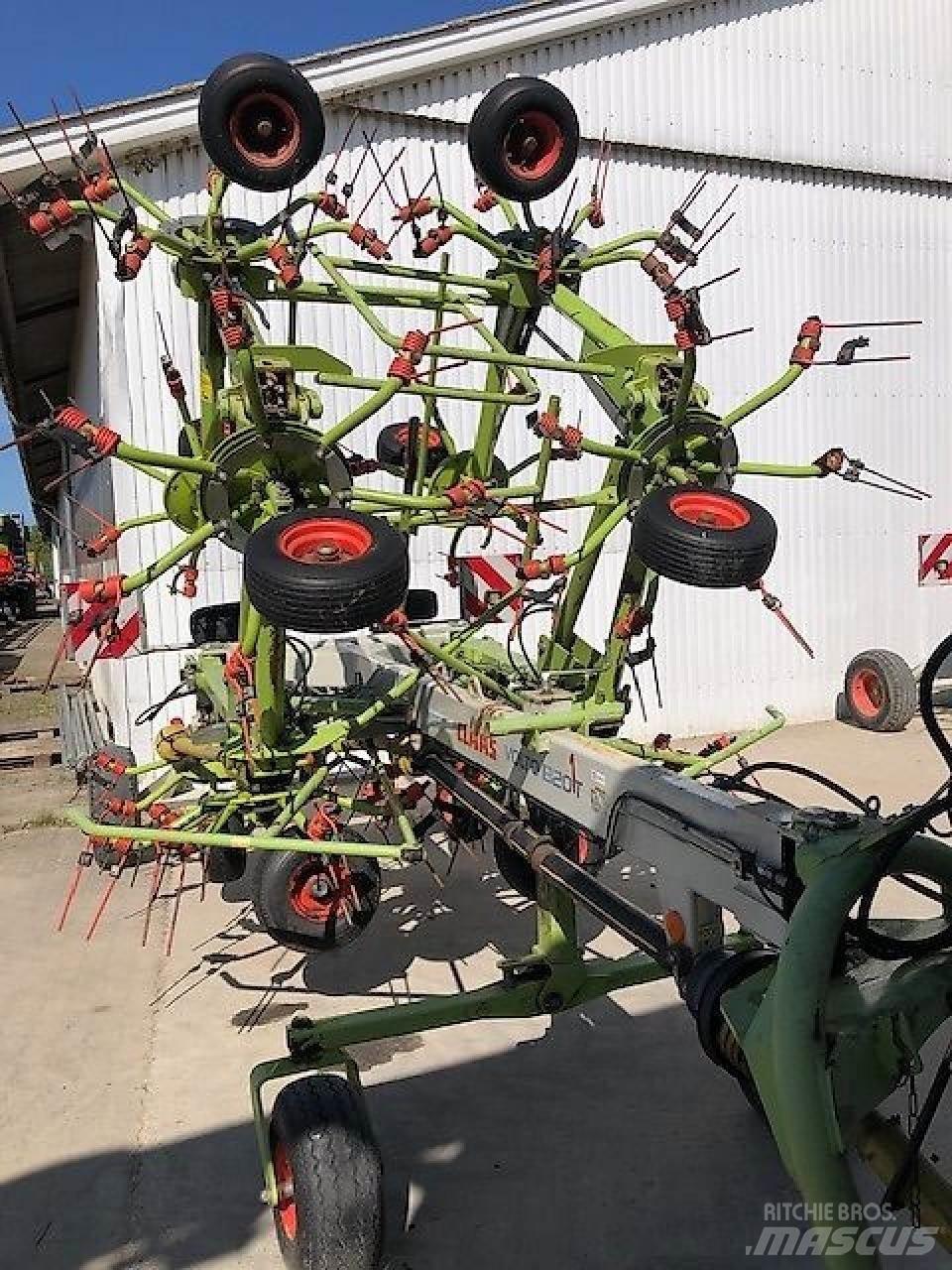 CLAAS Volto 1320 T Okretači i sakupljači sijena