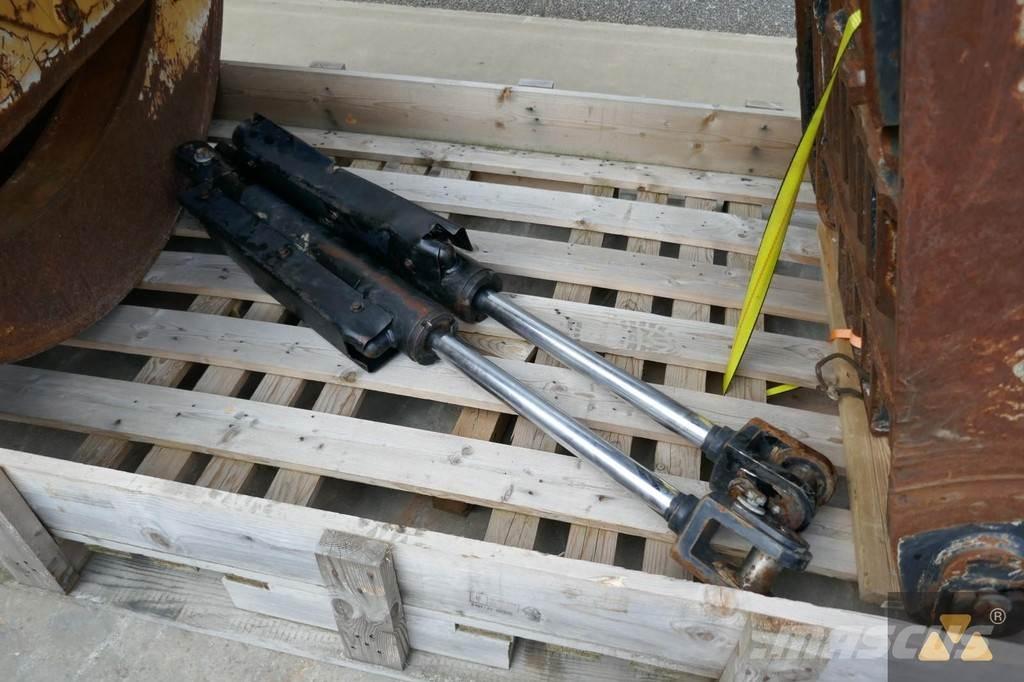 CAT 525D Grapple Transport – ostalo