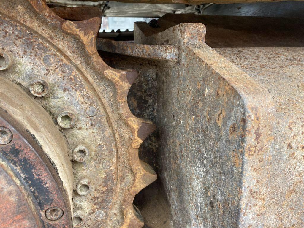 Hitachi EX 150 LC Bageri gusjeničari