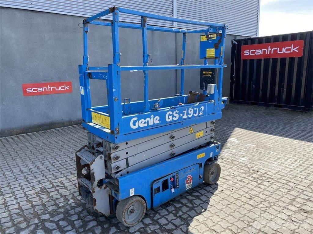 Genie GS1932 Škaraste platforme