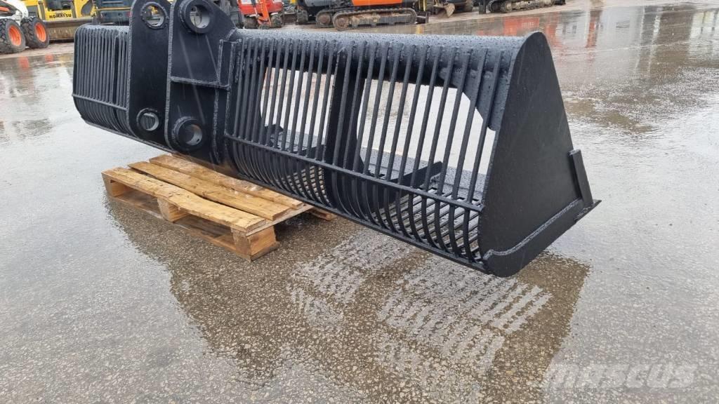  SKELETON Bucket Kašike / Korpe