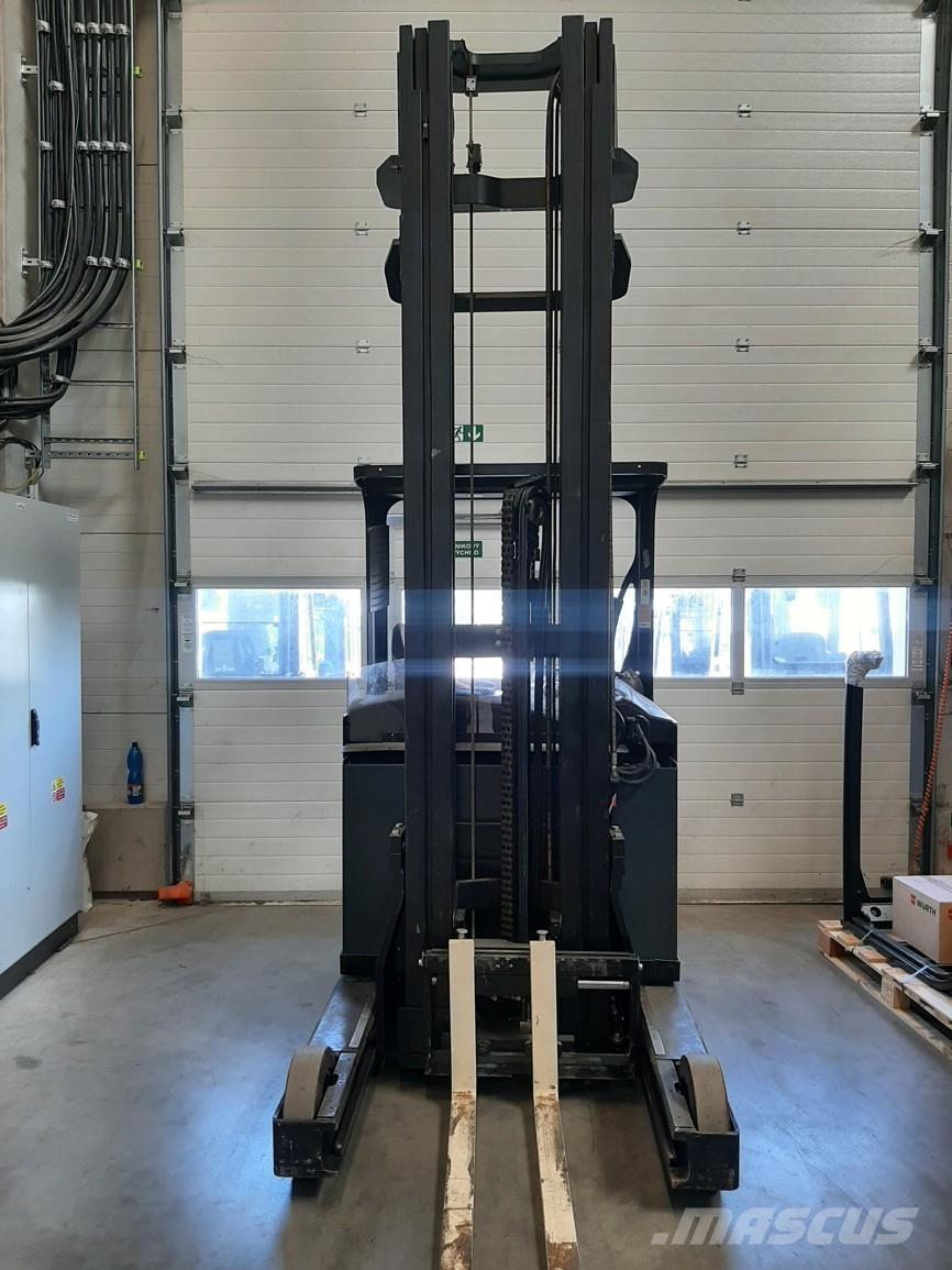 Yale MR16H Viličari sa pomičnim stupom