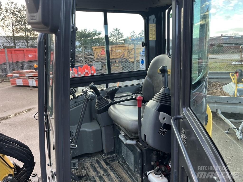 New Holland E 26 C Mini bageri <7t