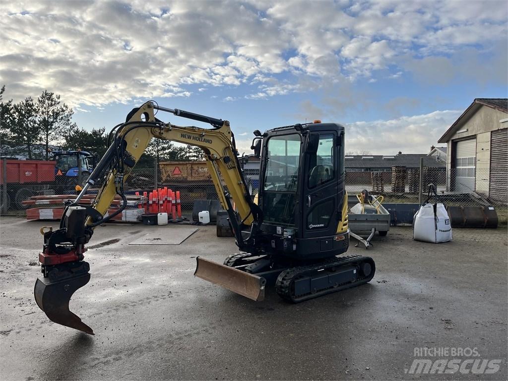 New Holland E 26 C Mini bageri <7t