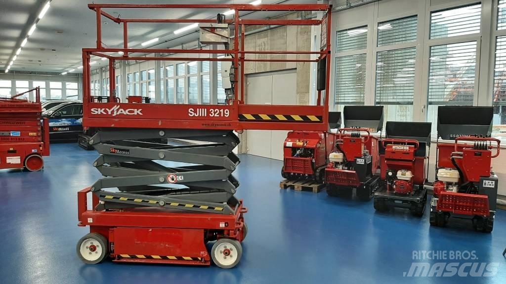 SkyJack SJIII 3219 Škaraste platforme