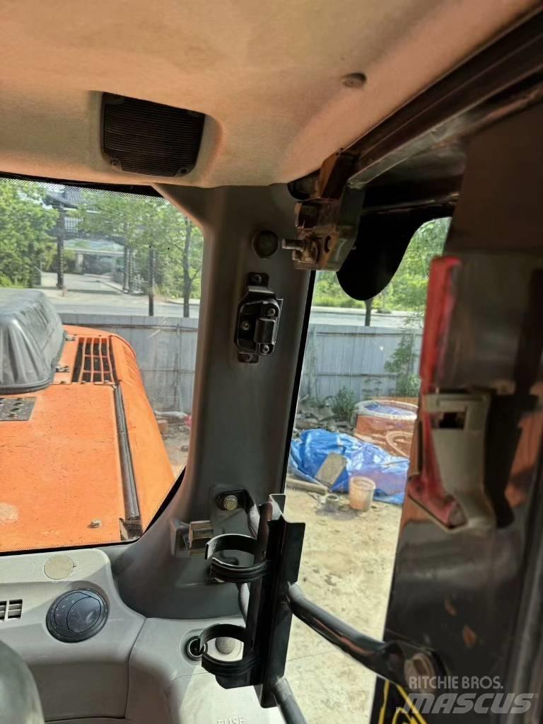 Hitachi ZX 350-3 Bageri gusjeničari