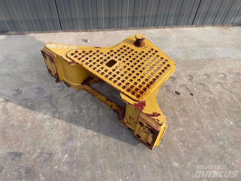 CAT D6K Zugtraverse Ostale komponente