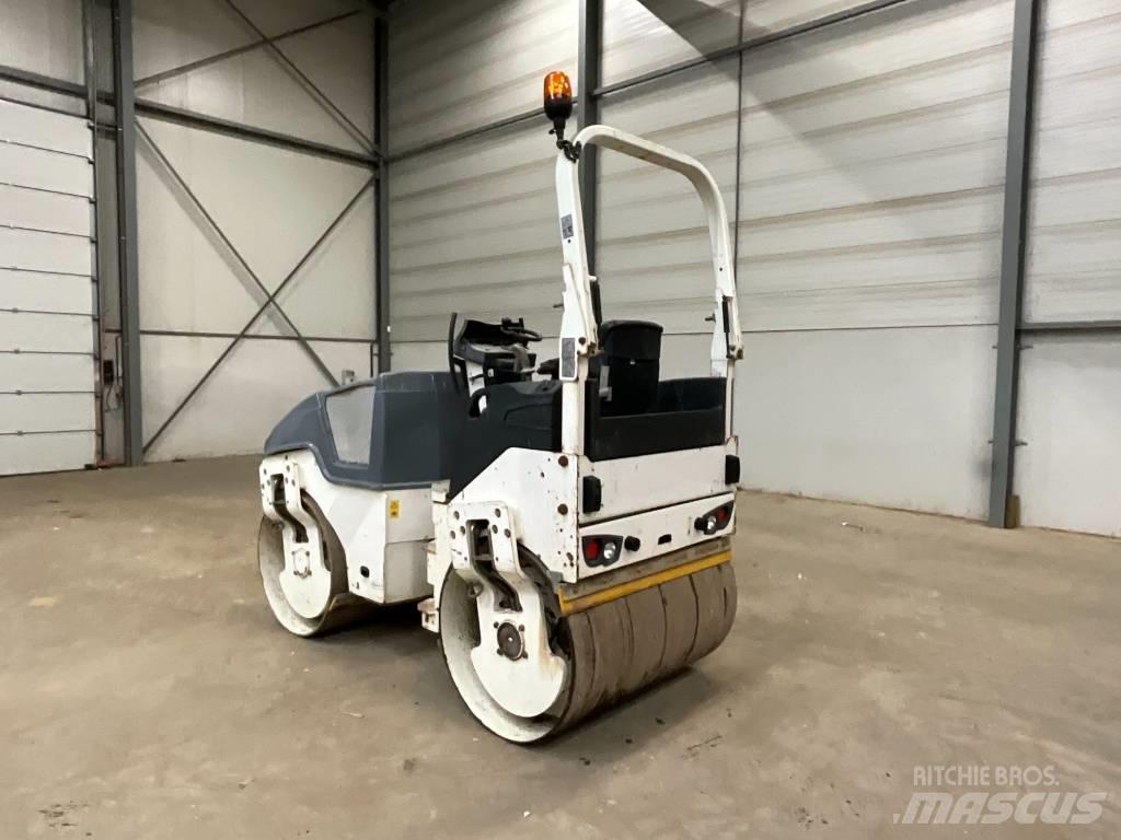 Bomag BW 135 AD-5 Valjci sa dvojnim bubnjem