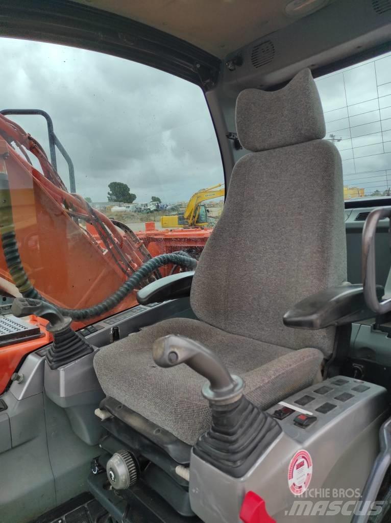 Doosan DX 180 LC Bageri gusjeničari