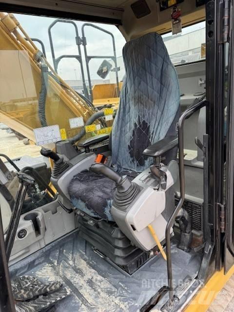 CAT 323 E Bageri gusjeničari