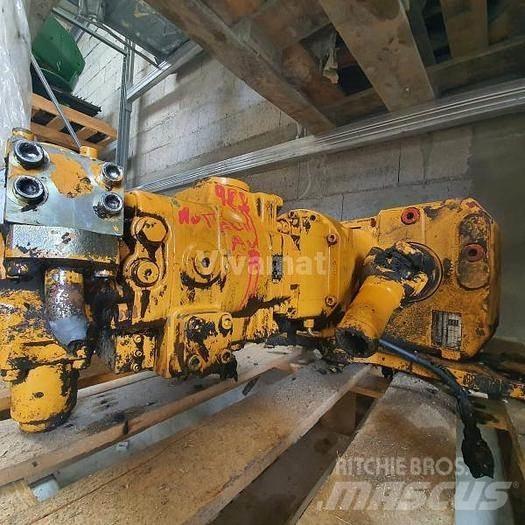 Liebherr 922 Transport – ostalo