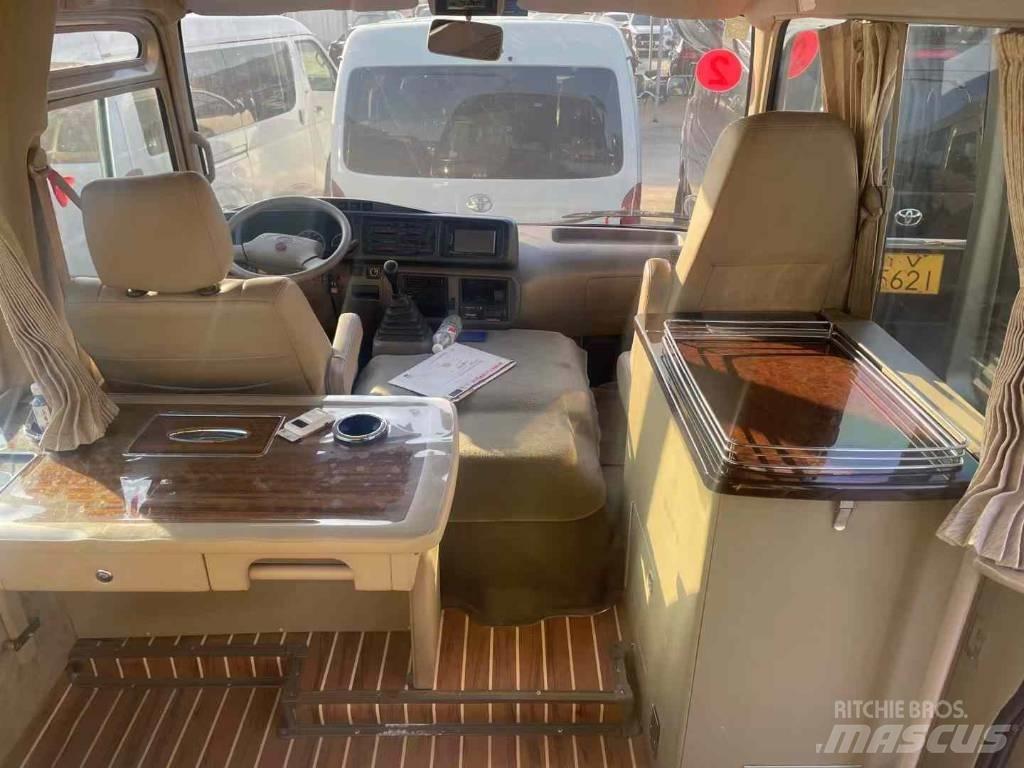 Toyota Coaster Međugradski autobusi