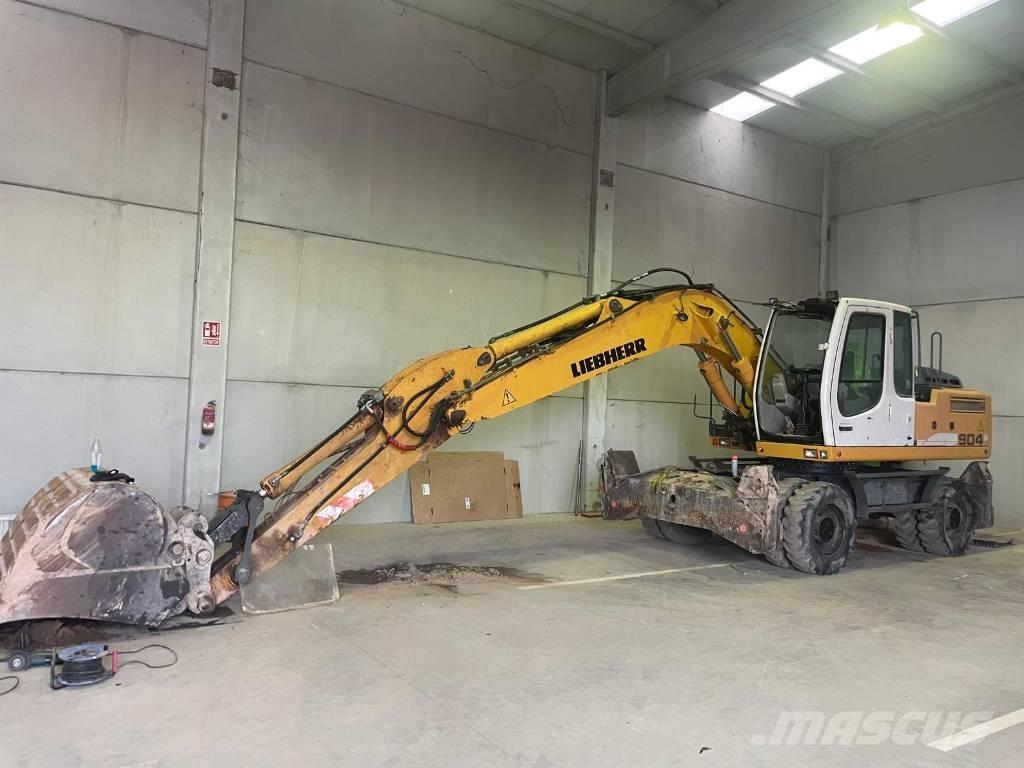 Liebherr A 904 C Bageri na kotačima