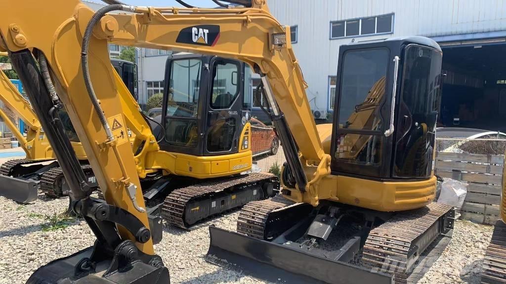 CAT 304 Bageri gusjeničari