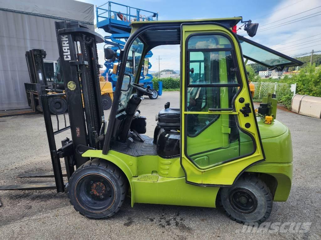Clark gts30de Dizelski viličari
