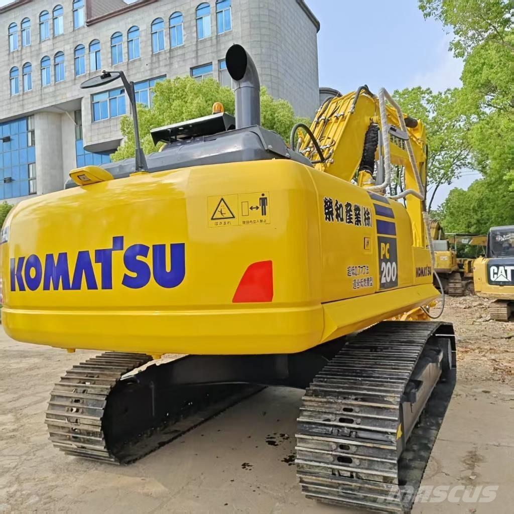 Komatsu PC 200-8 Bageri gusjeničari