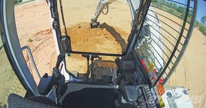 Takeuchi TB280FR Midi bageri 7t – 12t