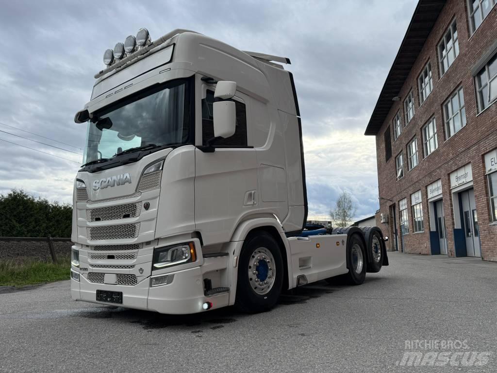 Scania R 590 Traktorske jedinice