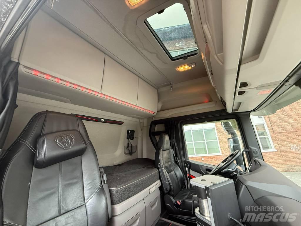 Scania R 590 Traktorske jedinice