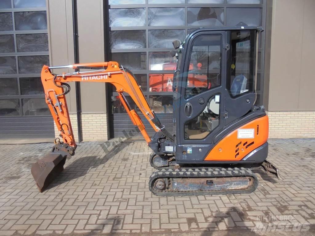Hitachi Zaxis 18-3 Mini bageri <7t