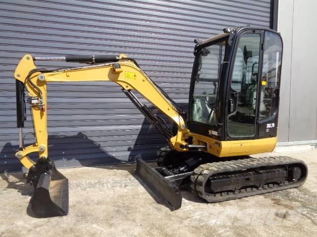 CAT 302.7 D Mini bageri <7t
