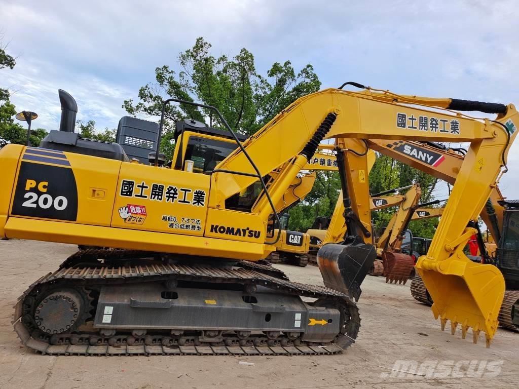 Komatsu PC 200-8 Bageri gusjeničari