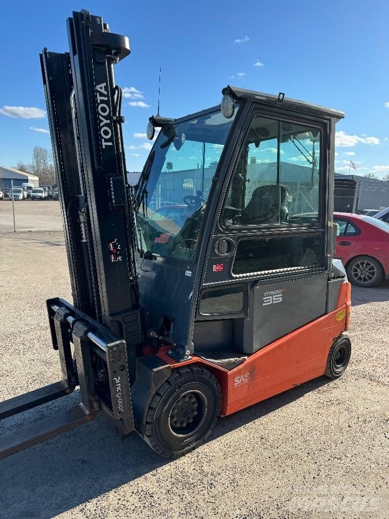Toyota 8FBMT35 Električni viličari