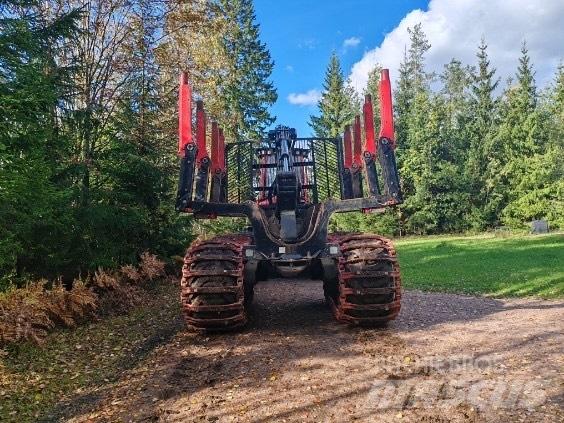 Komatsu 875 Forvarderi