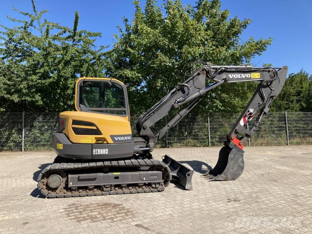 Volvo ECR 88 D Midi bageri 7t – 12t