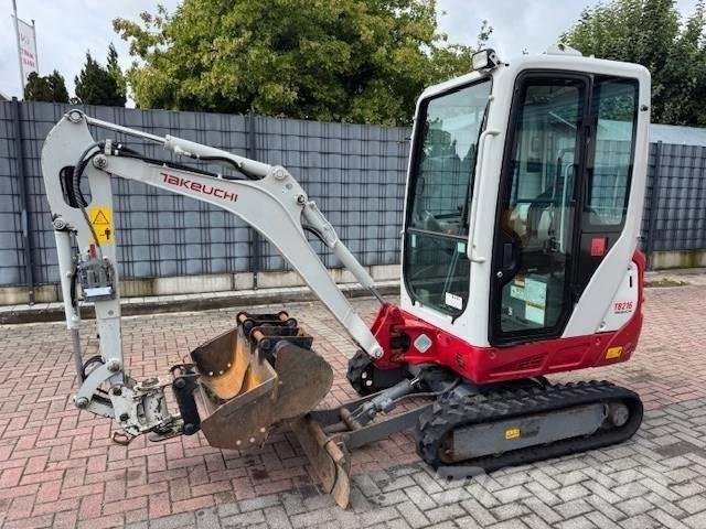 Takeuchi TB 216 Mini bageri <7t