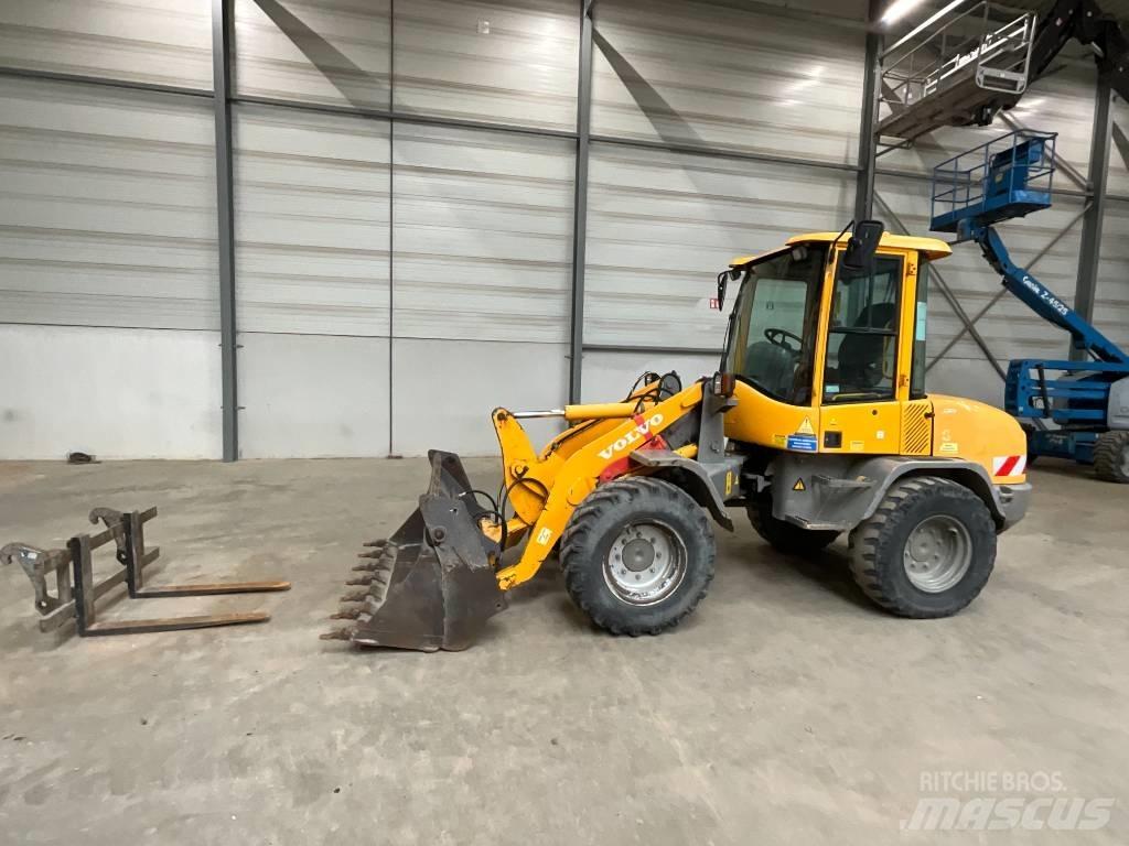 Volvo L 30 B-Z/X Utovarivači na kotačima