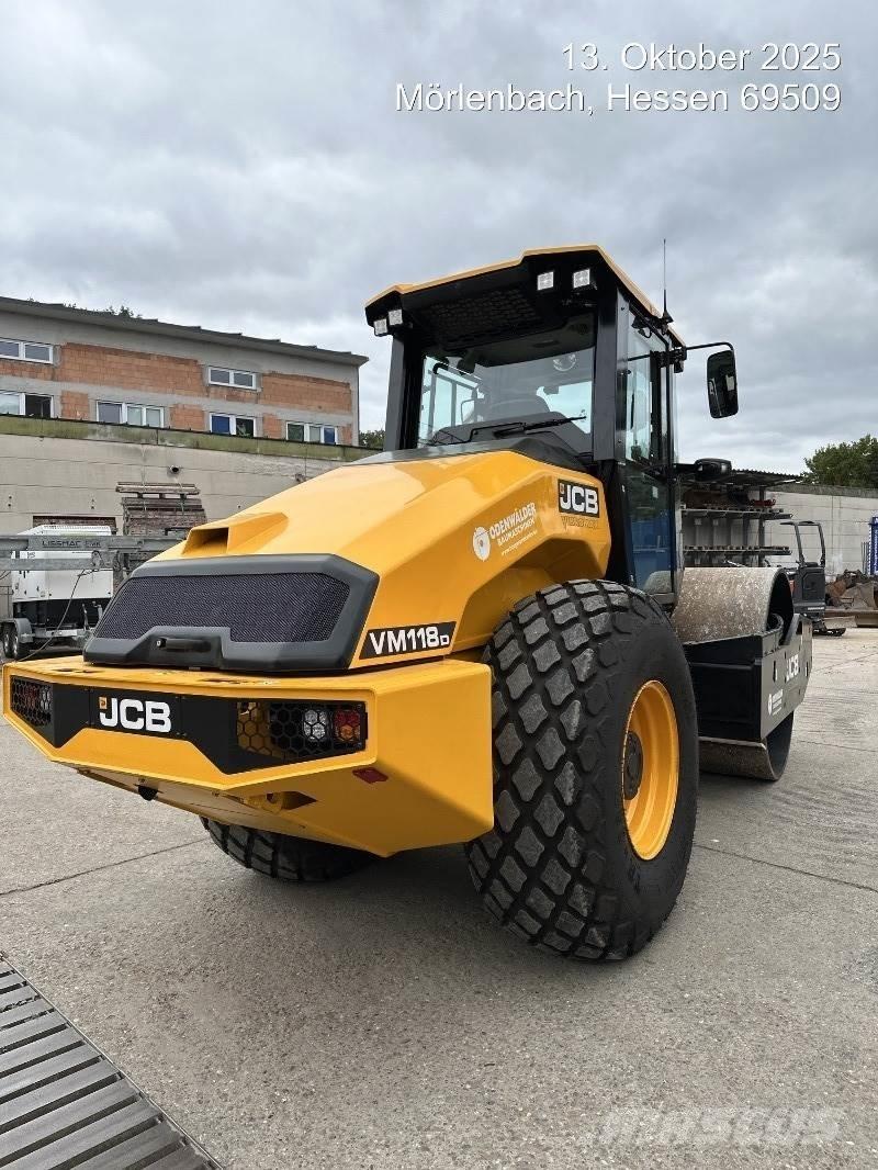 JCB VM118D Valjci