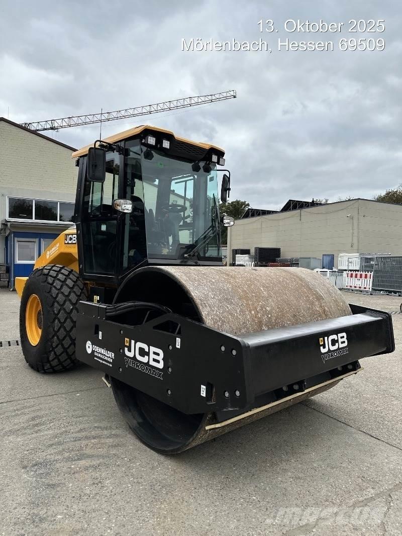 JCB VM118D Valjci