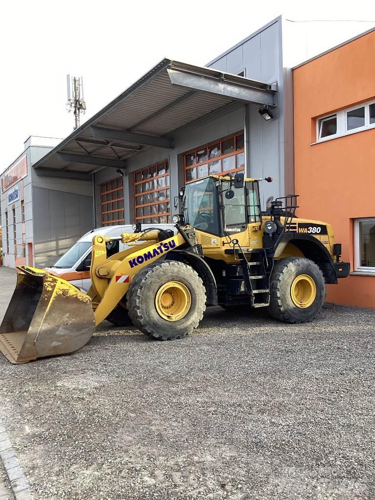 Komatsu WA380-8E0 Utovarivači na kotačima