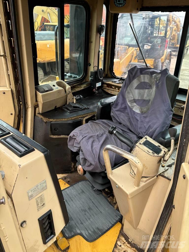 CAT D 8 R Buldožeri gusjeničari