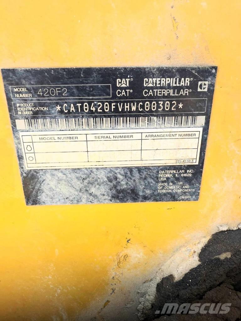 CAT 420 F Utovarni rovokopači