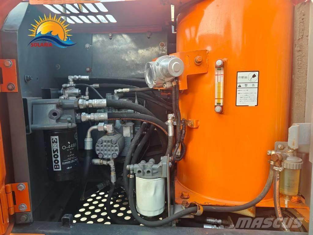 Hitachi ZX 130 Bageri gusjeničari