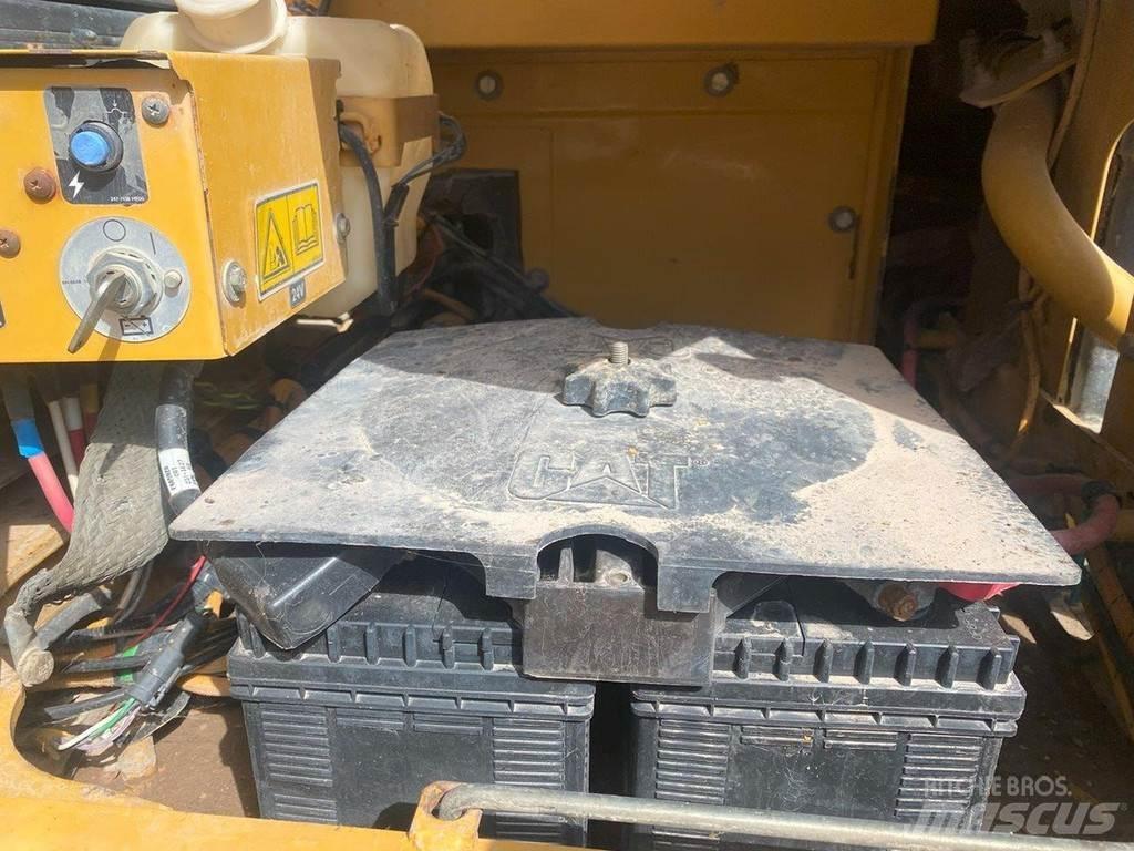 CAT 324 D NVT Bageri gusjeničari