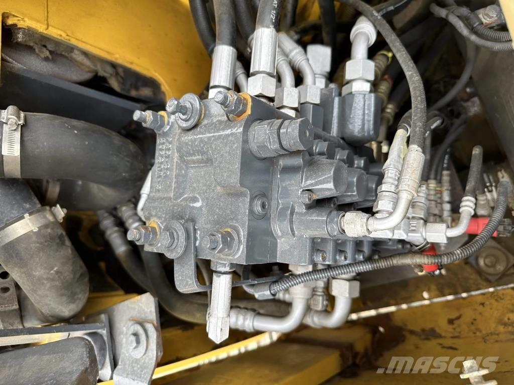 Komatsu PC78US Midi bageri 7t – 12t