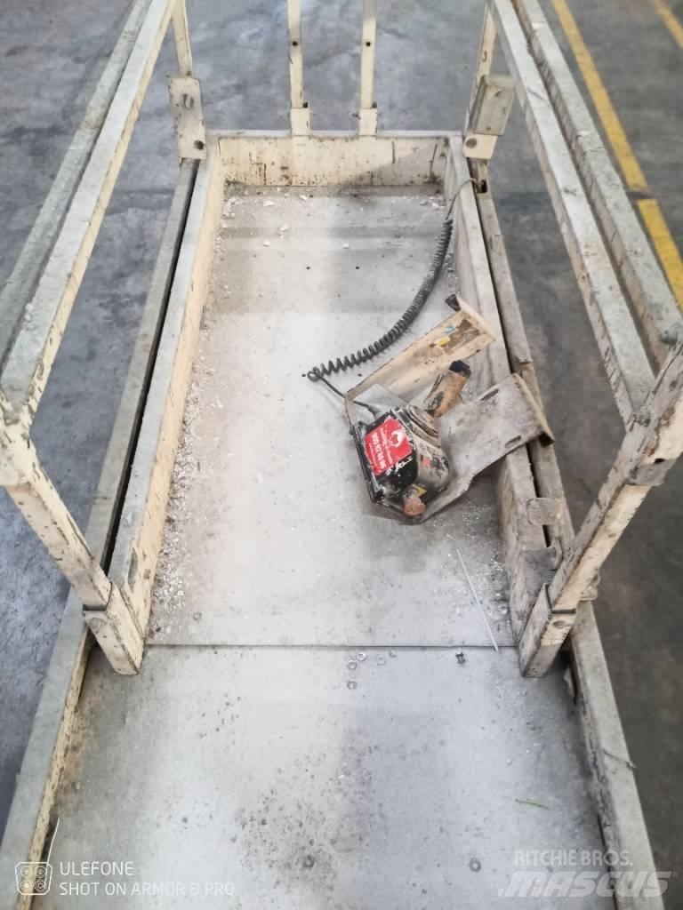 Genie GS 2032 Škaraste platforme