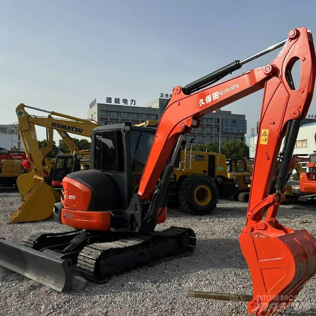 Kubota 165-5 Bageri gusjeničari