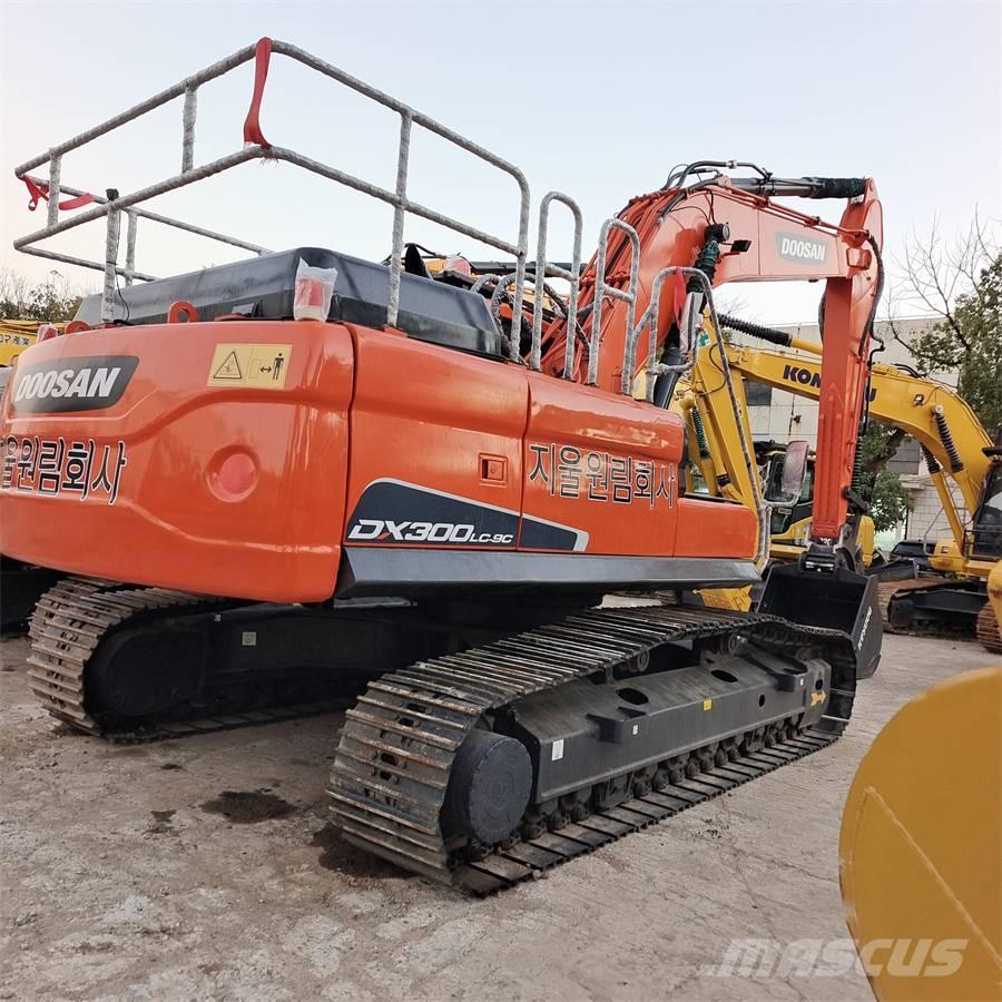 Doosan DX 300LC-9C Bageri gusjeničari