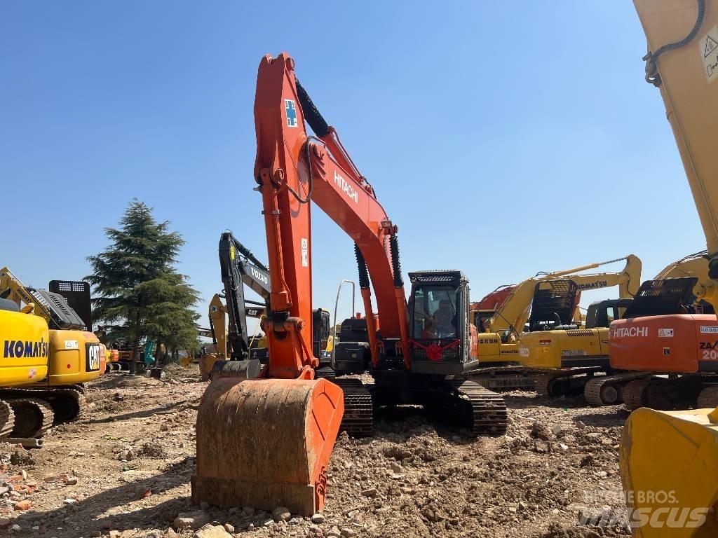 Hitachi ZX 240-3 Bageri gusjeničari