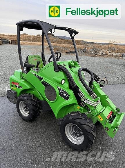 Avant 520 Skid steer mini utovarivači