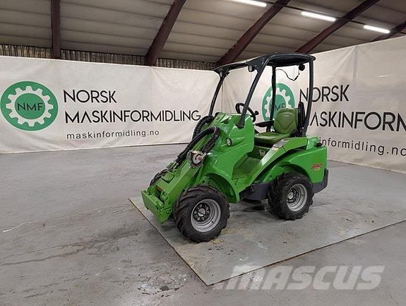 Avant 520 Stroji za nošenje alata