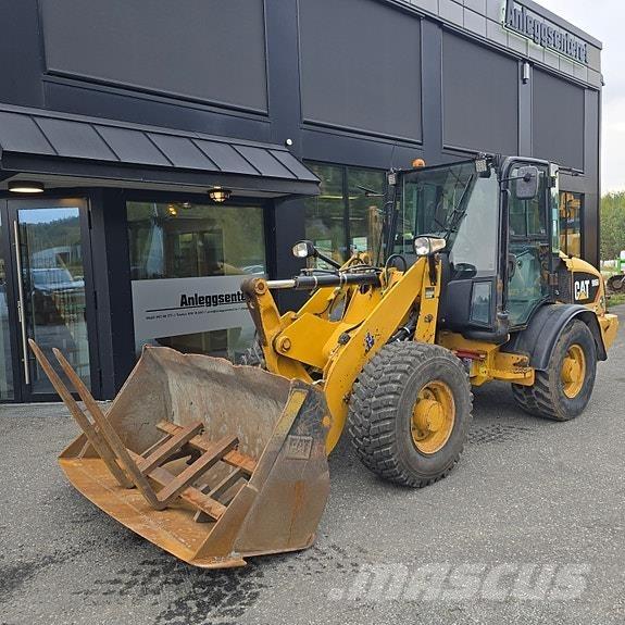 CAT 906H Utovarivači na kotačima