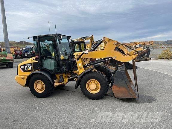 CAT 906H Utovarivači na kotačima