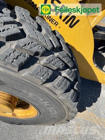 CAT 906hl Utovarivači na kotačima